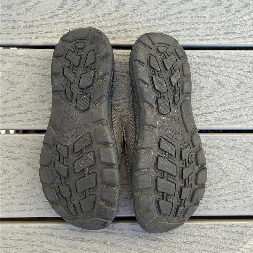Skechers Men’s Arch Fit Motley Revelo Sandal Black & Gray Size 11